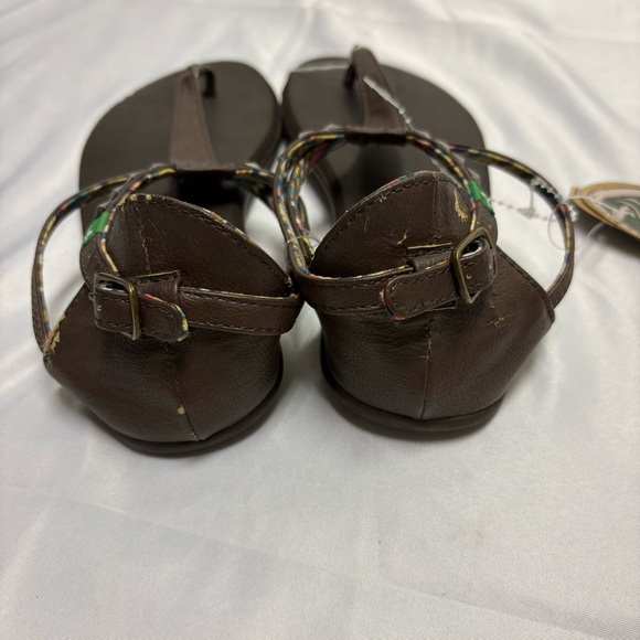 3/$30 NWT Sanuk Sandals Wom 6 Brown Vegan Leather Yoga Mat Sustainable Fashion - Picture 5 of 8